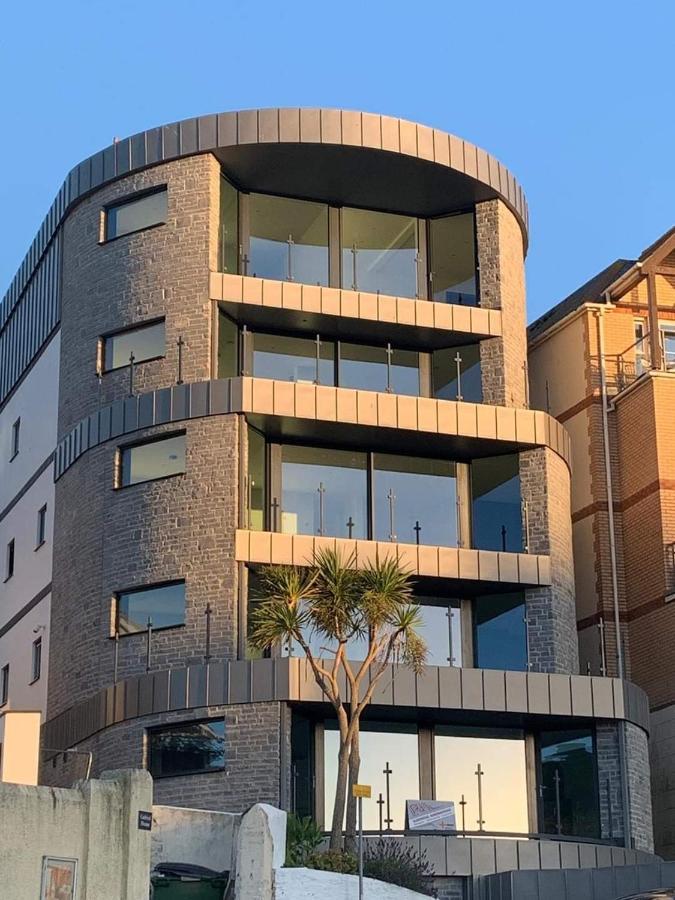 2 The View Apartments Ilfracombe - Seafront, Parking, Lift, Ev Exterior foto